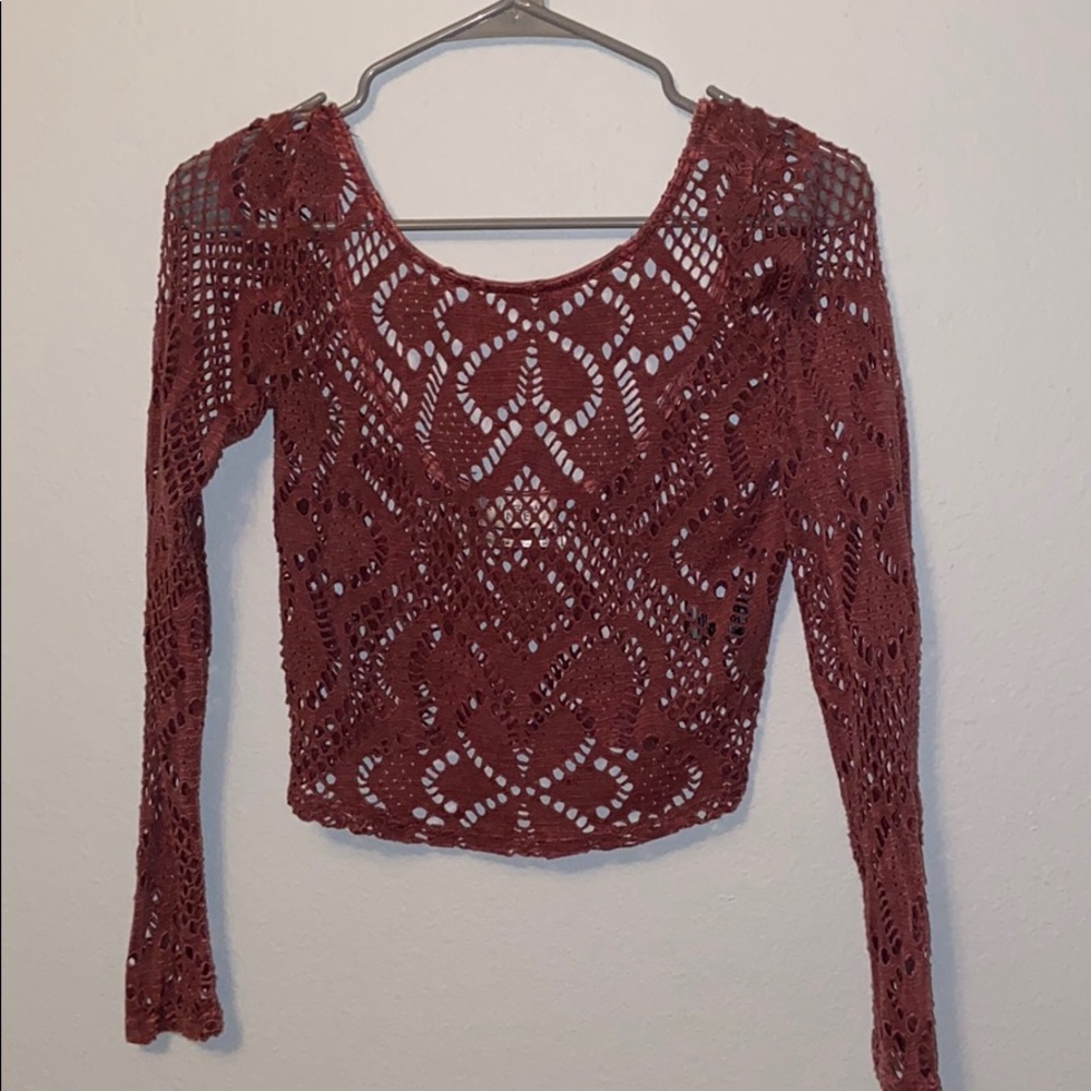 Dark pink cutout croptop